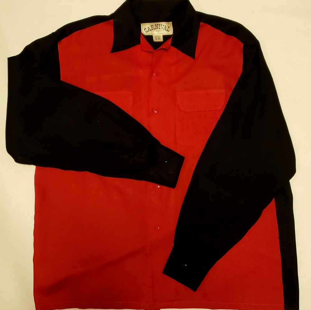 Red vintage 80s rockabilly shirt w/ black sleeves